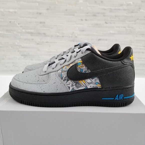 nike airforce 1 lv8 ksa